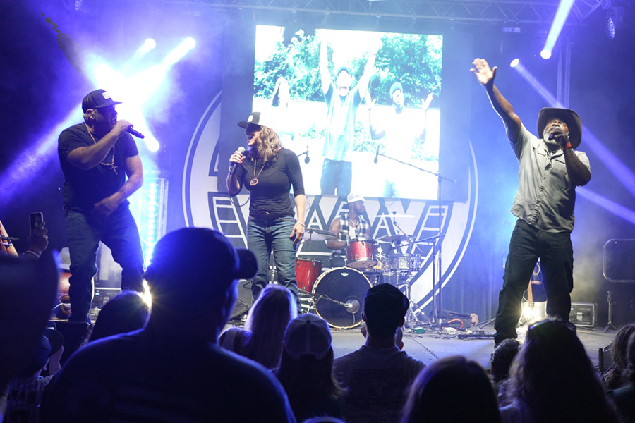 whosoever concert performing live